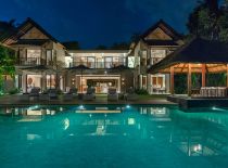 Villa Seseh Beach II, Villa at Night